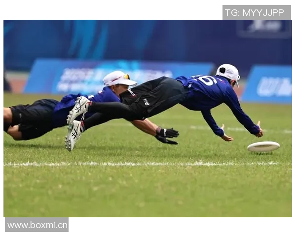 成都飞盘队实力飙升创造历史新高引领全国飞盘热潮 成都飞盘队实力飙升创造历史新高引领全国飞盘热潮